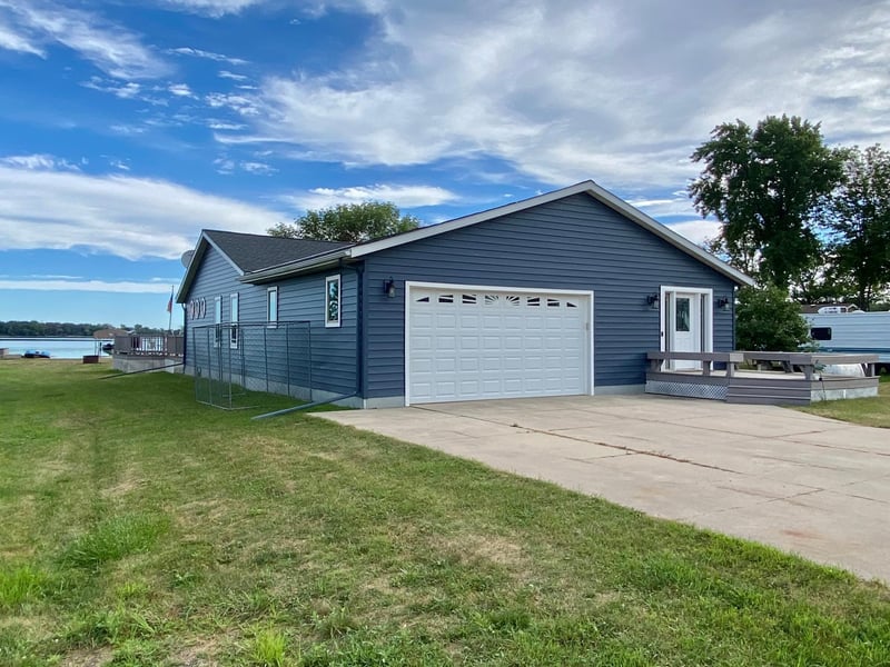 7308 147th Ave SE, Lake Lillian, MN 56253