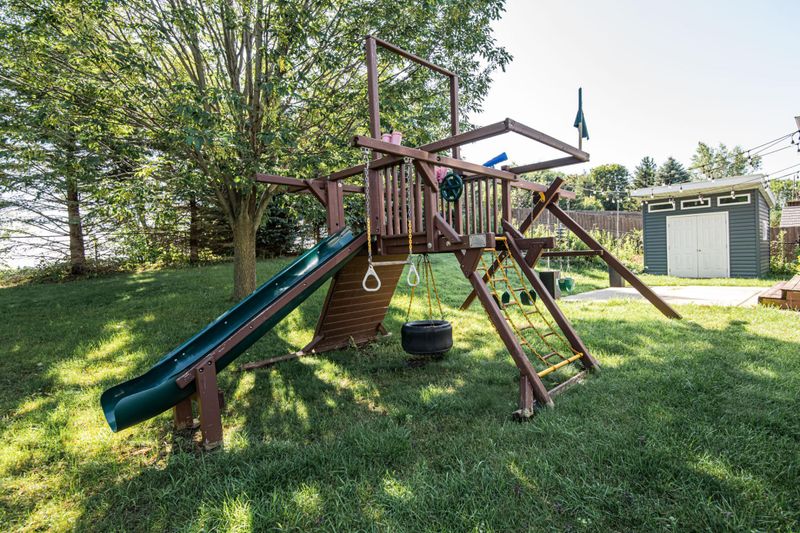 5210 Duvall Pl NW, Rochester, MN 55901