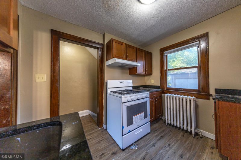 1535 E 26th St, Minneapolis, MN 55404