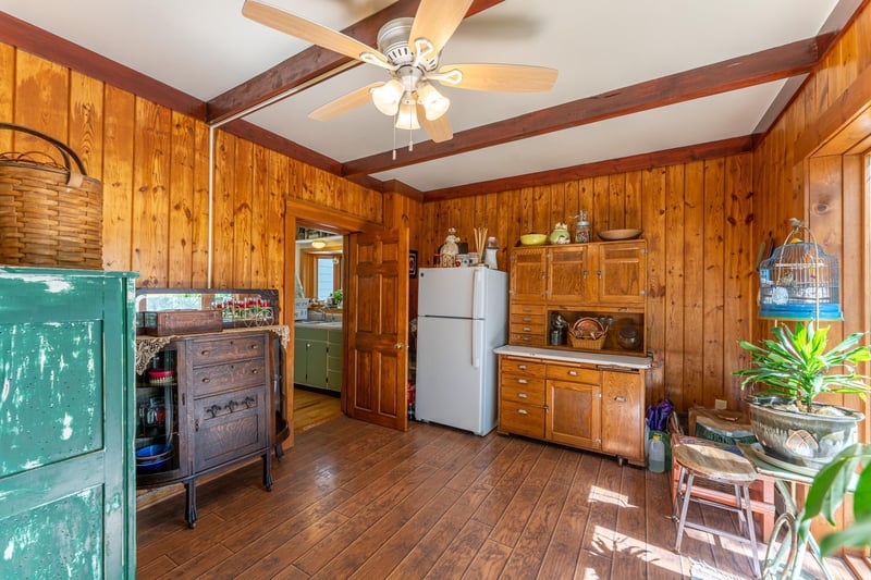 4776 Waisanen Rd, Embarrass, MN 55732