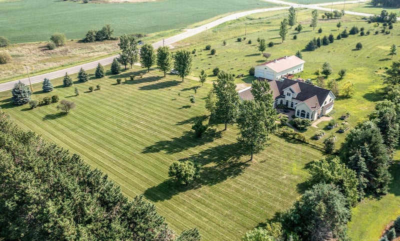4660 240th St E, Hampton, MN 55031