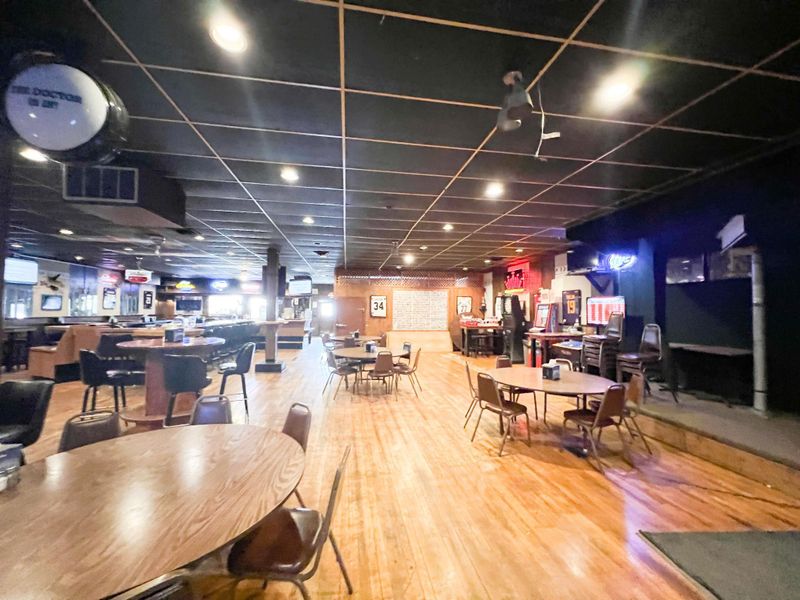 225 Maine Ave, Adrian, MN 56110