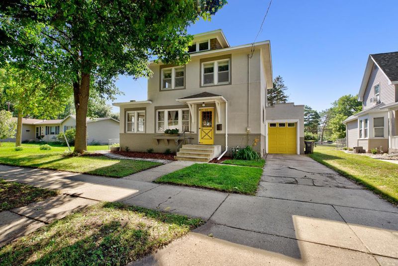 715 Range St, North Mankato, MN 56003