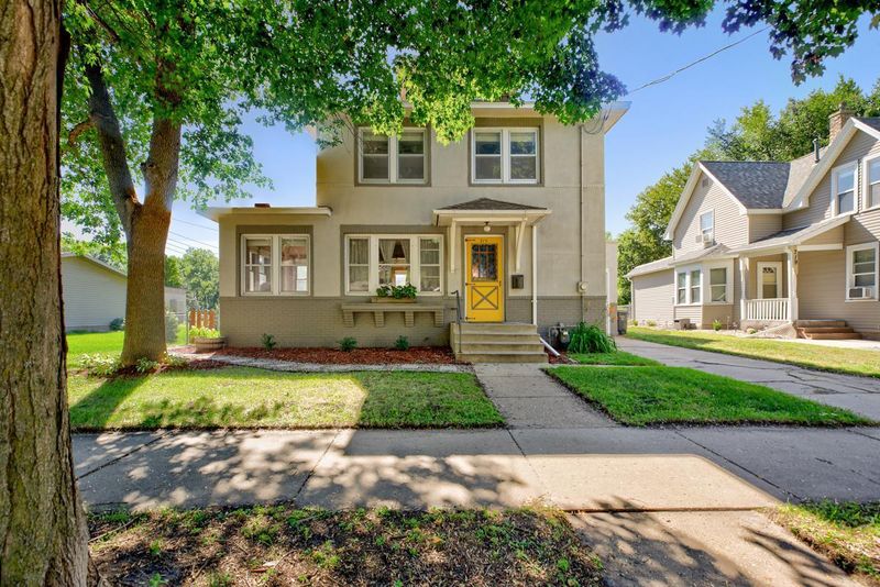 715 Range St, North Mankato, MN 56003