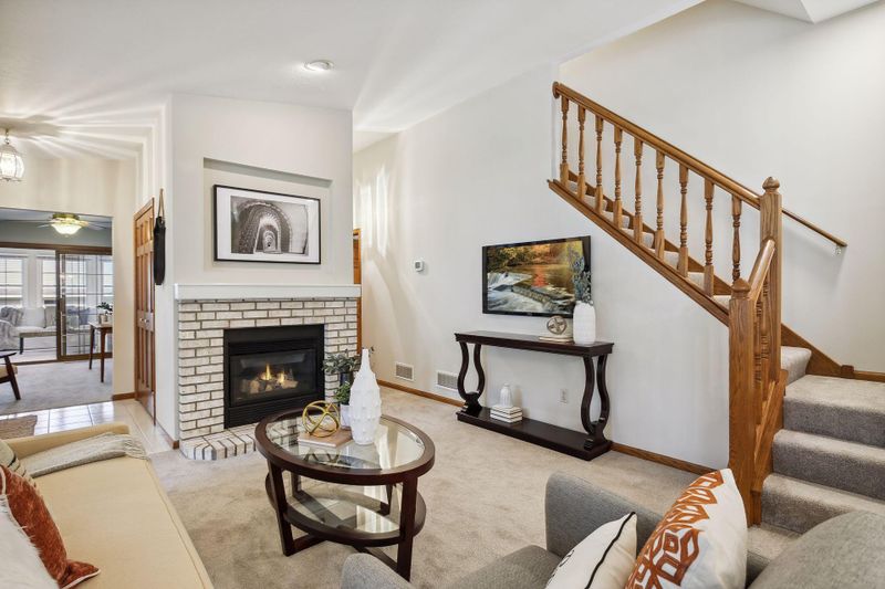 3420 Ivy Ct, Eagan, MN 55123
