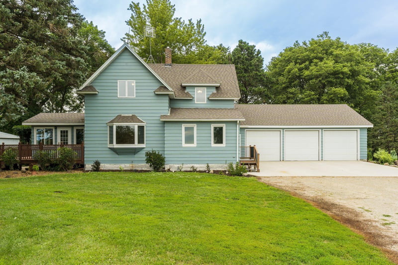 50545 90th St, Bricelyn, MN 56014