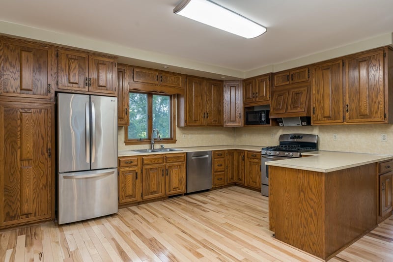 50545 90th St, Bricelyn, MN 56014
