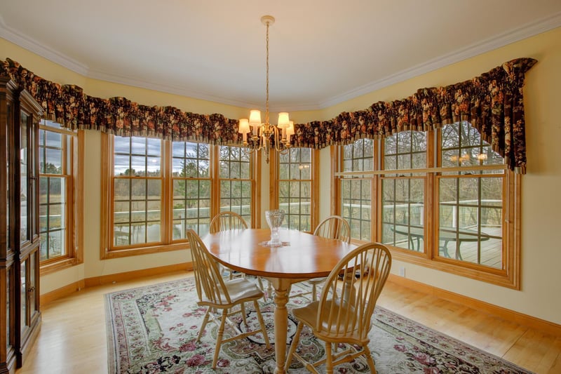 4395 Woodhill Dr, Loretto, MN 55357