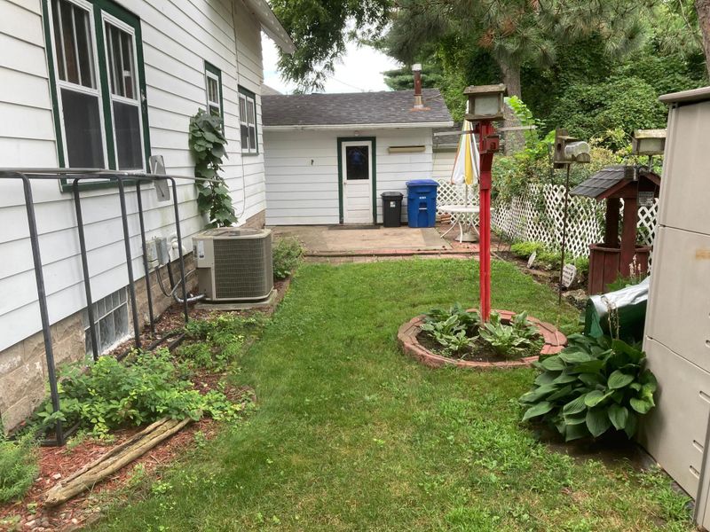 712 Sanford St, Red Wing, MN 55066