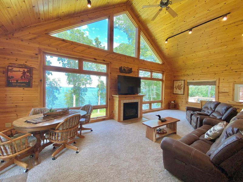 4410 Pine Point Dr NW, Walker, MN 56484