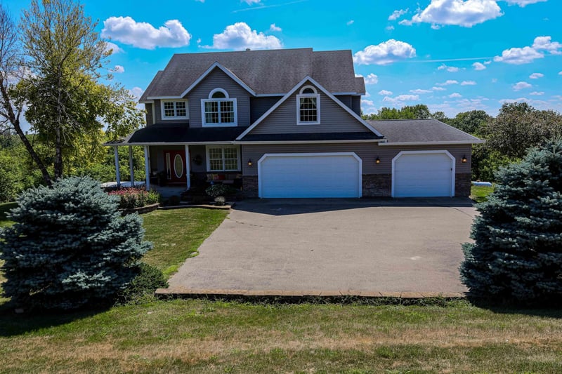 26999 680th St, Lake City, MN 55041