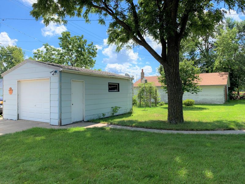 220 Western Ave, Madison, MN 56256