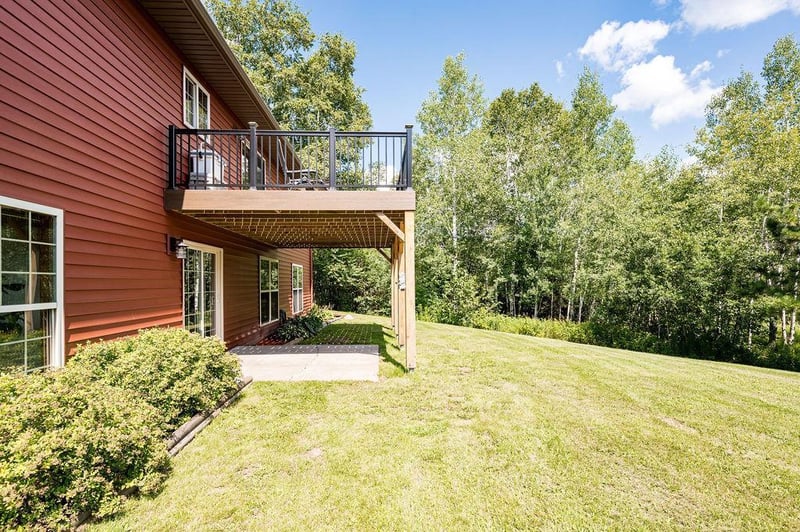 1156 Alcohol Rd, Wrenshall, MN 55797