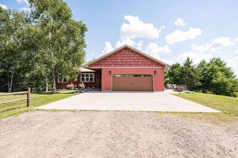 1156 Alcohol Rd, Wrenshall, MN 55797