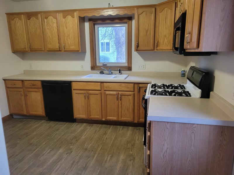 105 2nd St SE, Medford, MN 55049
