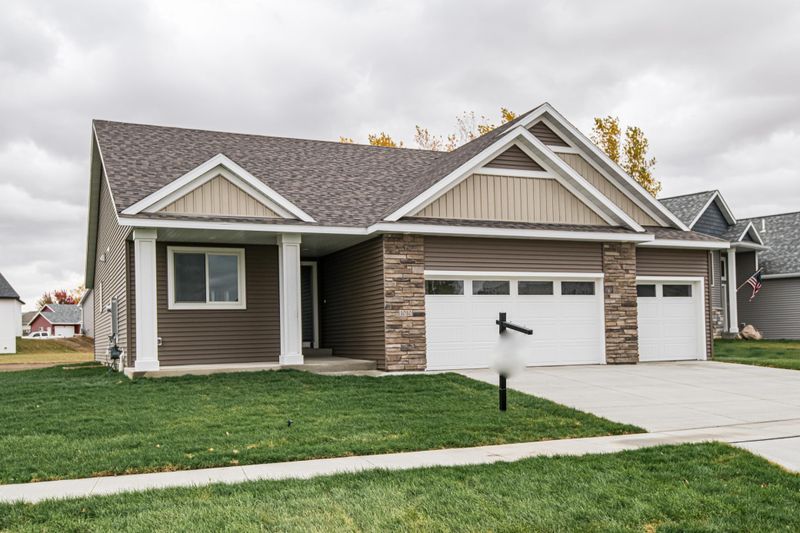 1010 12th Ave NW, Kasson, MN 55944