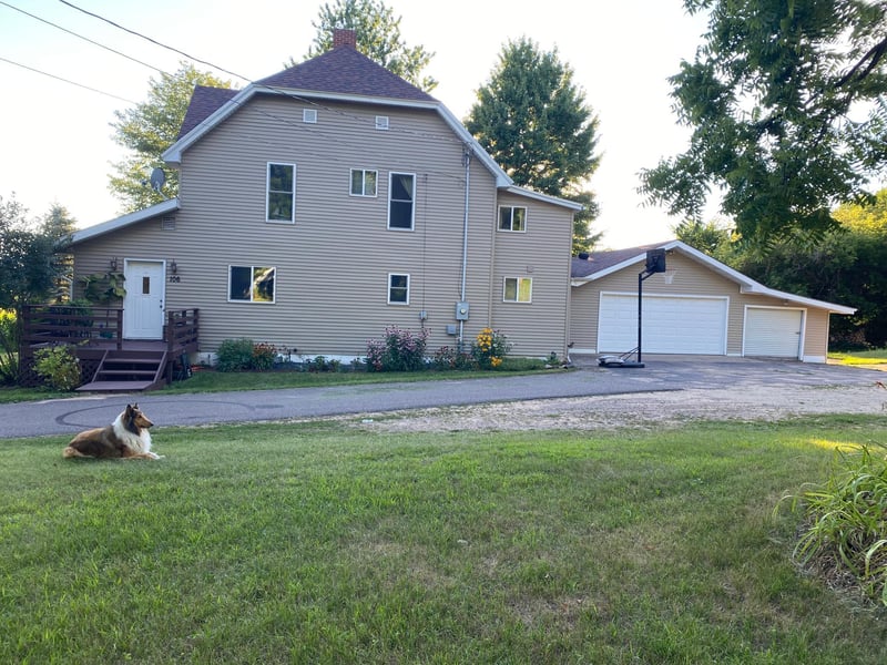 106 Oflanagan St, Elk Mound, WI 54739