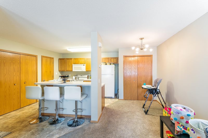 1180 Elmwood Ave #104, Prior Lake, MN 55379