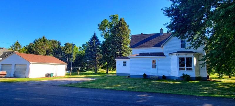 421 Logan Ave N, Browns Valley, MN 56219