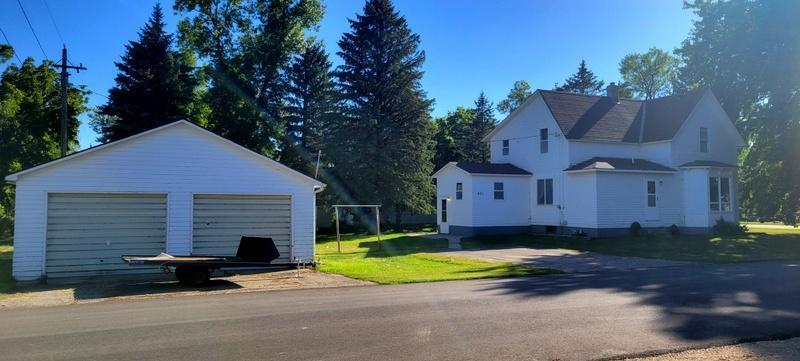 421 Logan Ave N, Browns Valley, MN 56219