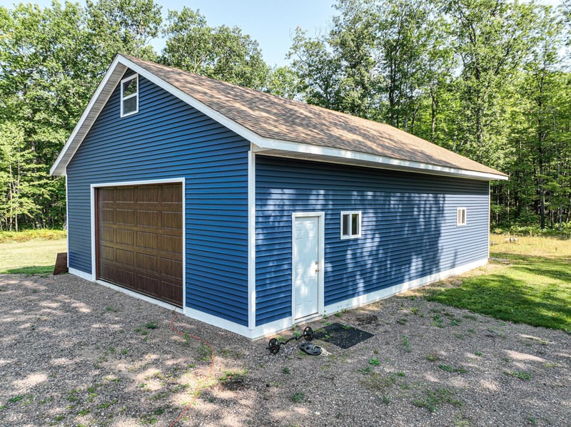 2165 County Line Rd, Holyoke, MN 55749