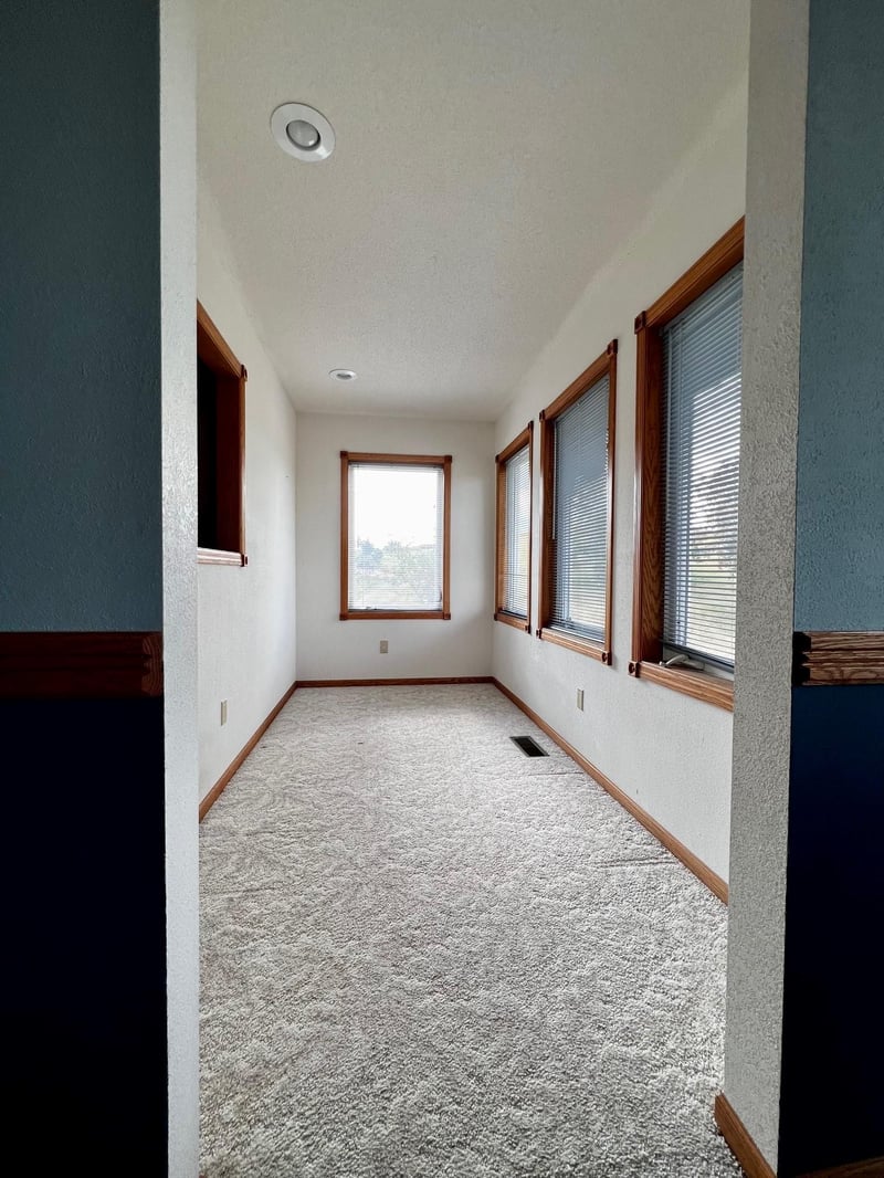 805 Spruce Ave, Barrett, MN 56311