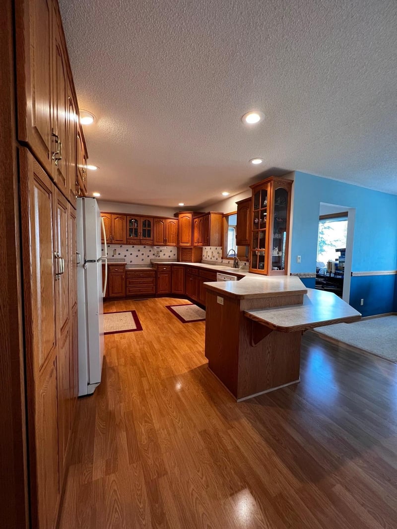 805 Spruce Ave, Barrett, MN 56311