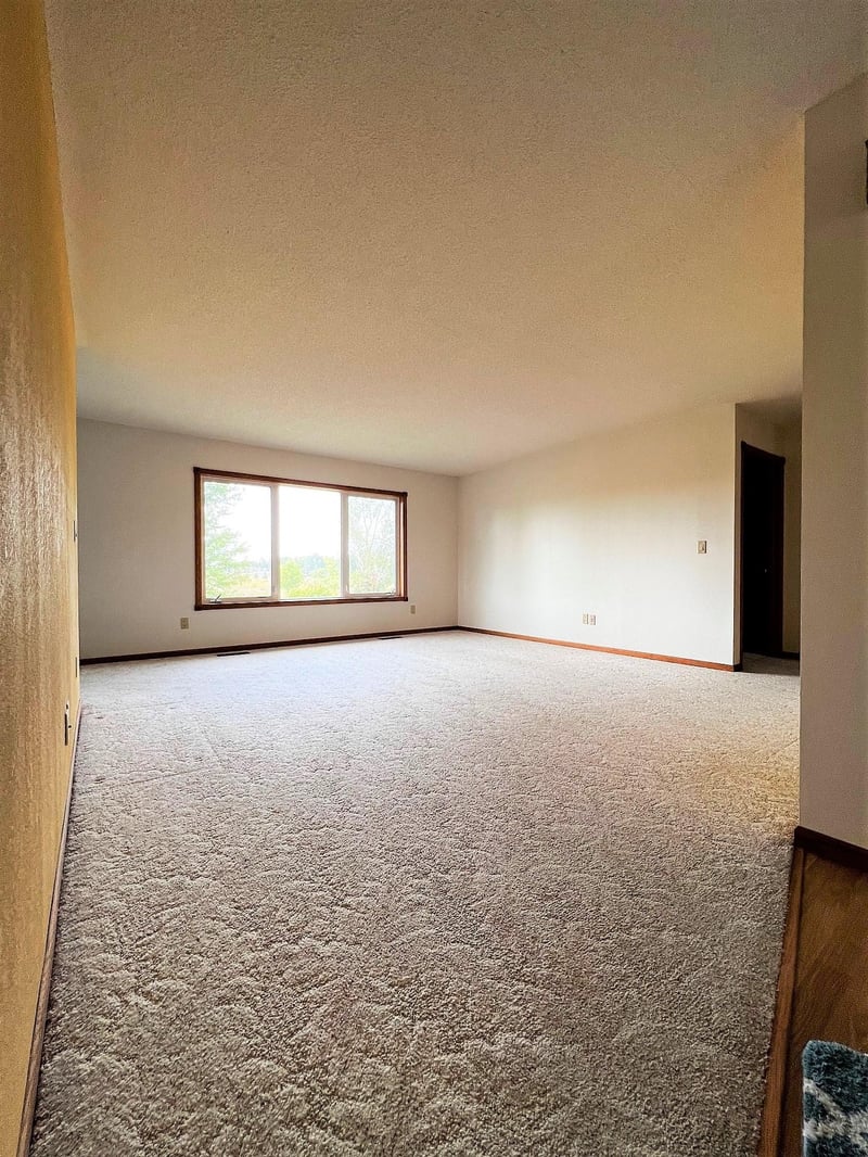 805 Spruce Ave, Barrett, MN 56311