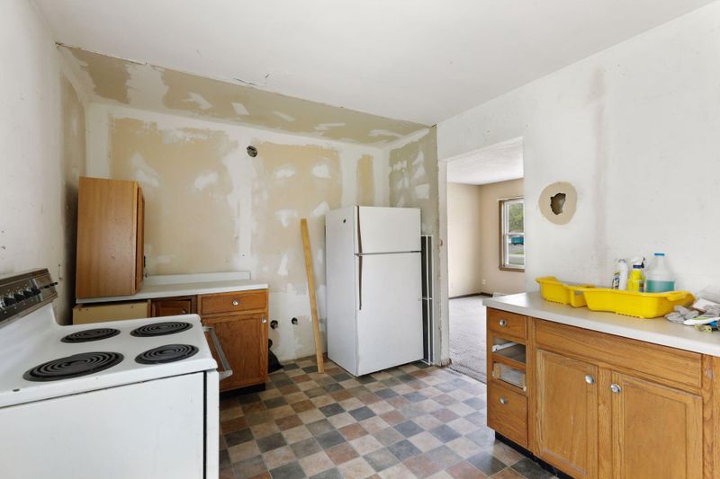 6872 Sunset Ave, Lino Lakes, MN 55014