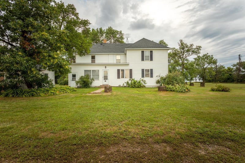 39149 264th St, Hancock, MN 56244