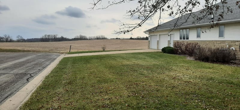 105 W Adams St, Caledonia, MN 55921
