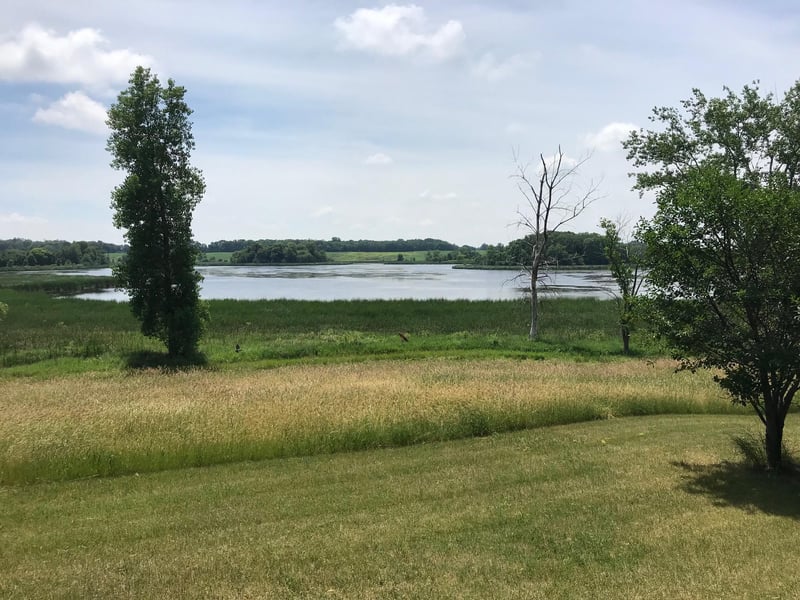 9085 Pioneer Trl, Loretto, MN 55357