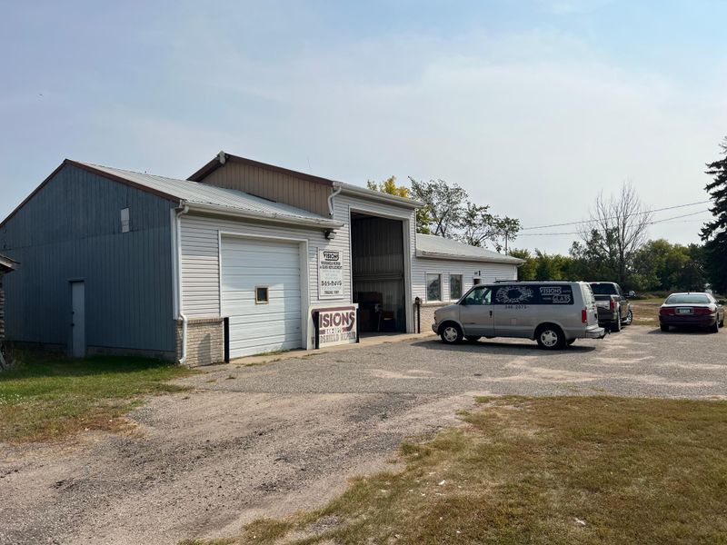 507 E Main St, Perham, MN 56573