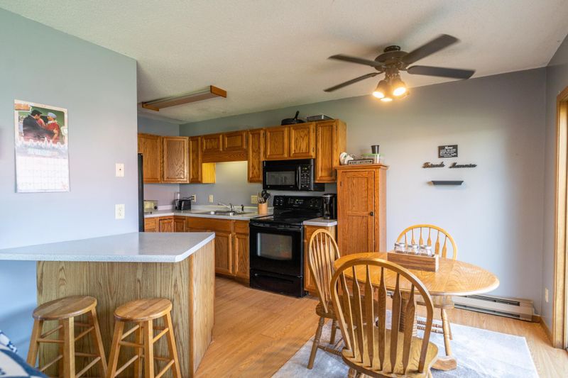 545 1st Ave SW #C, Plainview, MN 55964