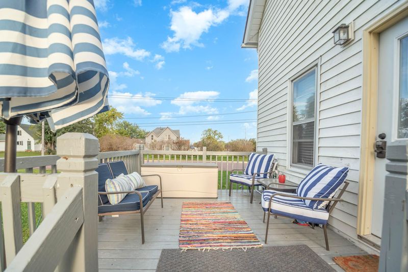 131 3rd St NE, New Richland, MN 56072