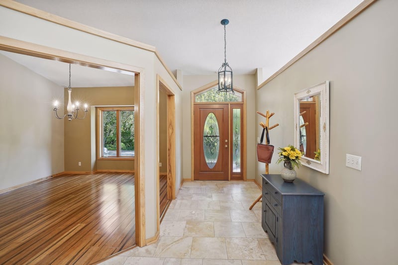 5775 Pioneer Trl, Loretto, MN 55357
