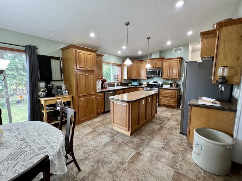 77 241st St, Ruthton, MN 56170