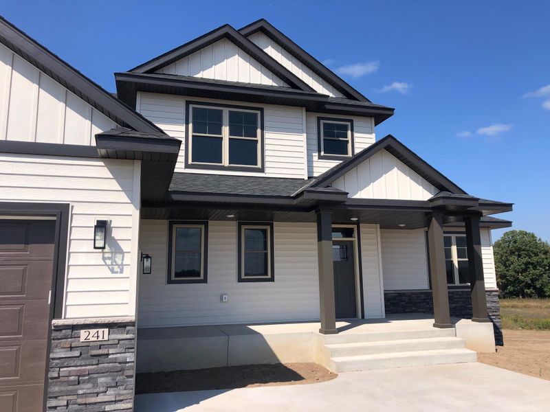 241 E Crest Loop, Saint Stephen, MN 56375