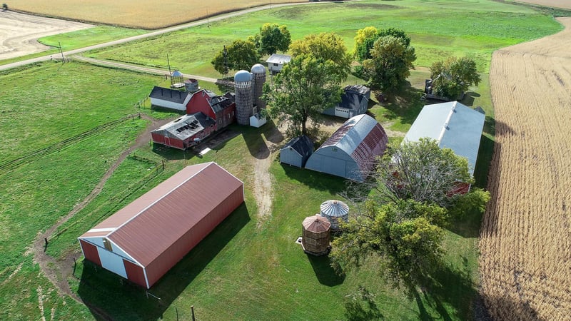 21171 Jade Rd, Silver Lake, MN 55381