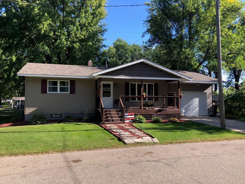 206 Orleans St N, Murdock, MN 56271