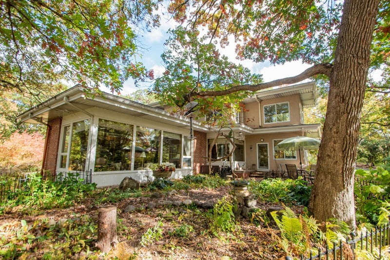 46 Evergreen Rd, Dellwood, MN 55110