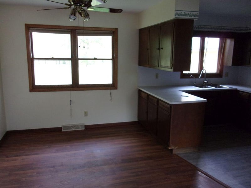 605 2nd St W, Chokio, MN 56221