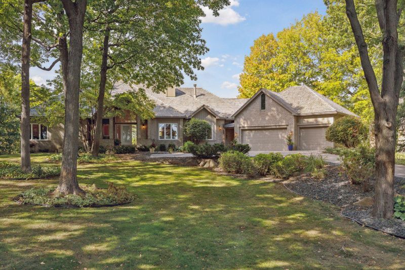 7640 Crimson Bay Rd, Chaska, MN 55318