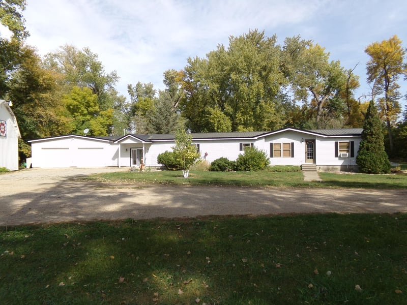 1815 290th Ave, Winnebago, MN 56098