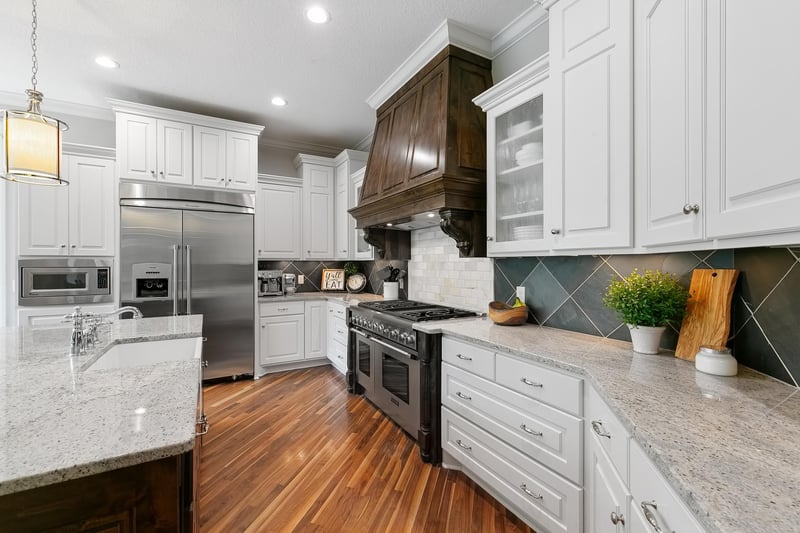 4834 Timber Ridge Cir, Minnetonka, MN 55345