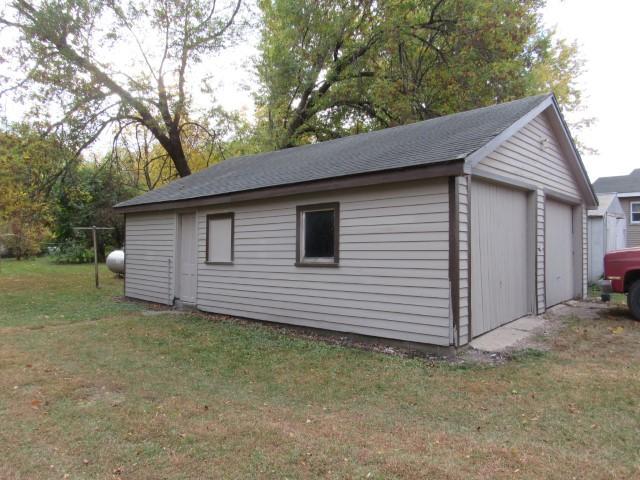 218 N Bishop Ave, Rushmore, MN 56168