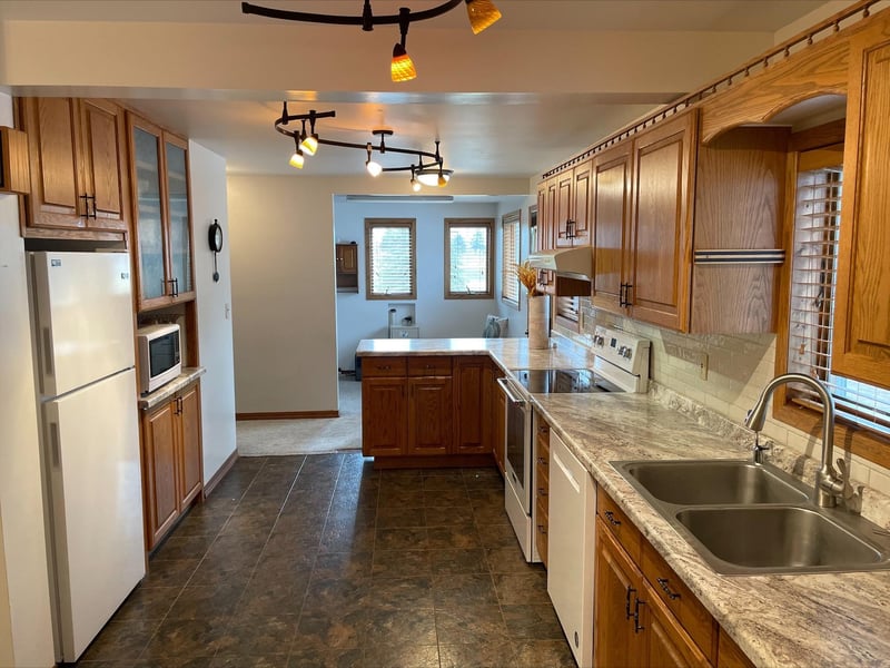 370 Highway 19 S, Vesta, MN 56292