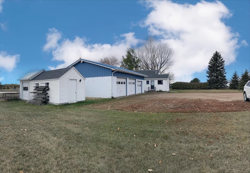 370 Highway 19 S, Vesta, MN 56292