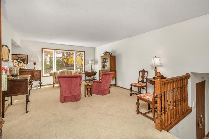 3470 English St, Vadnais Heights, MN 55110