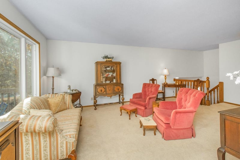 3470 English St, Vadnais Heights, MN 55110